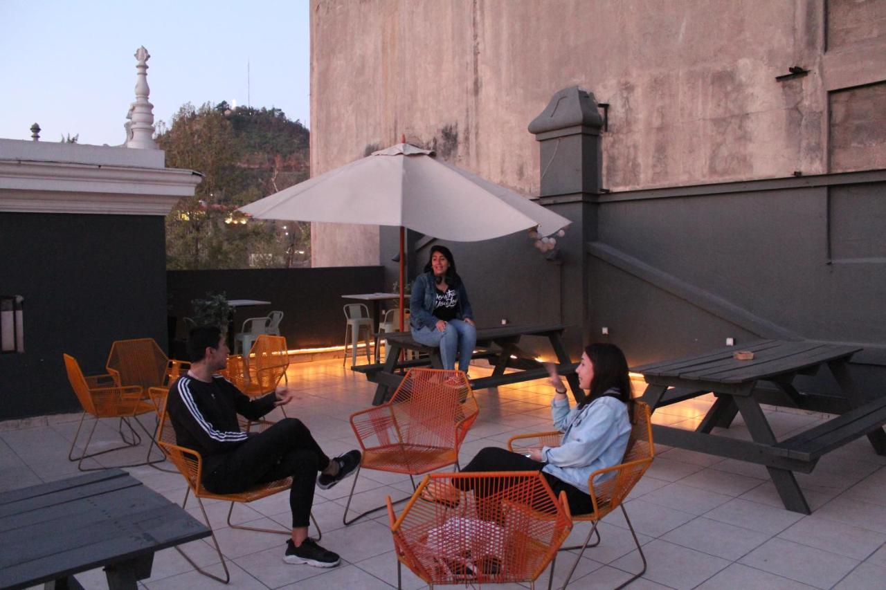 Hostel Boutique Merced 88 سانتياغو المظهر الخارجي الصورة