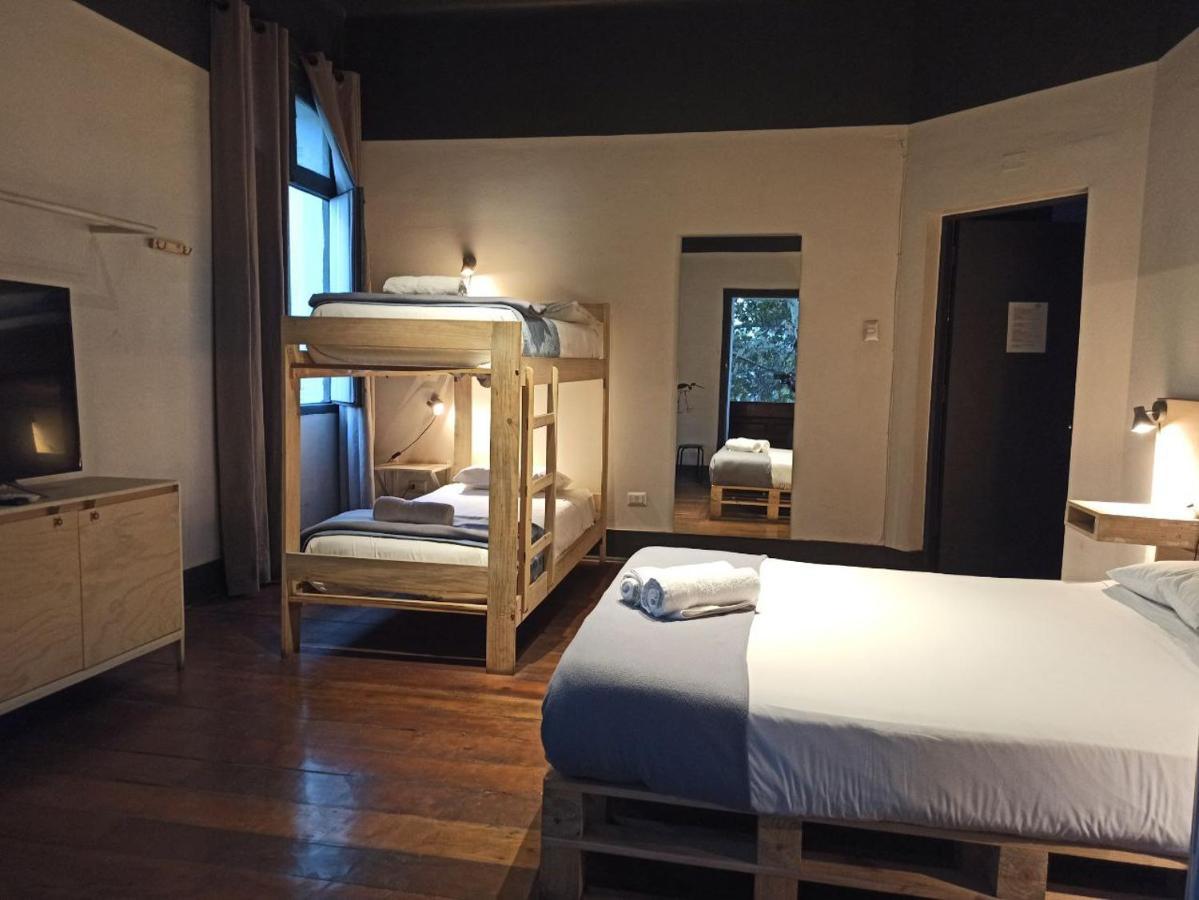 Hostel Boutique Merced 88 سانتياغو المظهر الخارجي الصورة