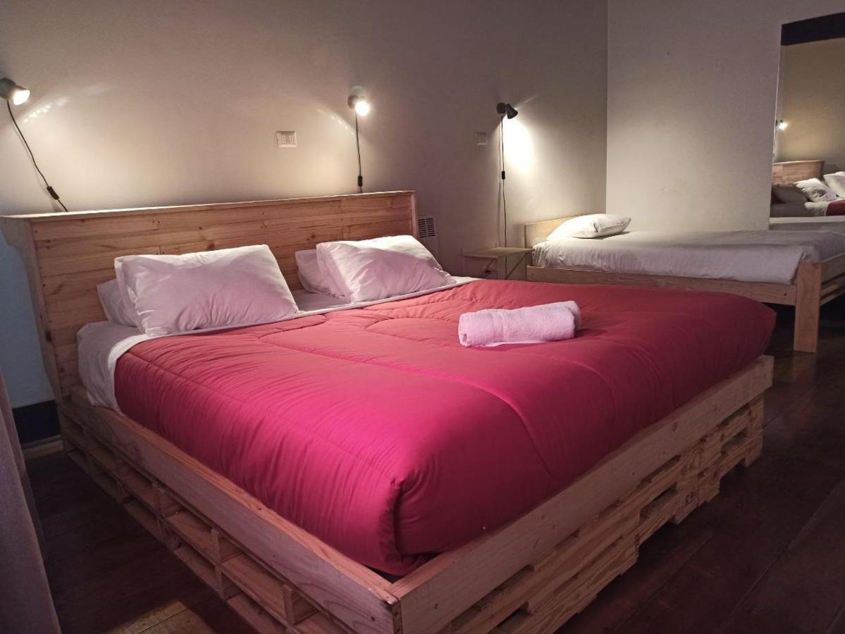 Hostel Boutique Merced 88 سانتياغو المظهر الخارجي الصورة